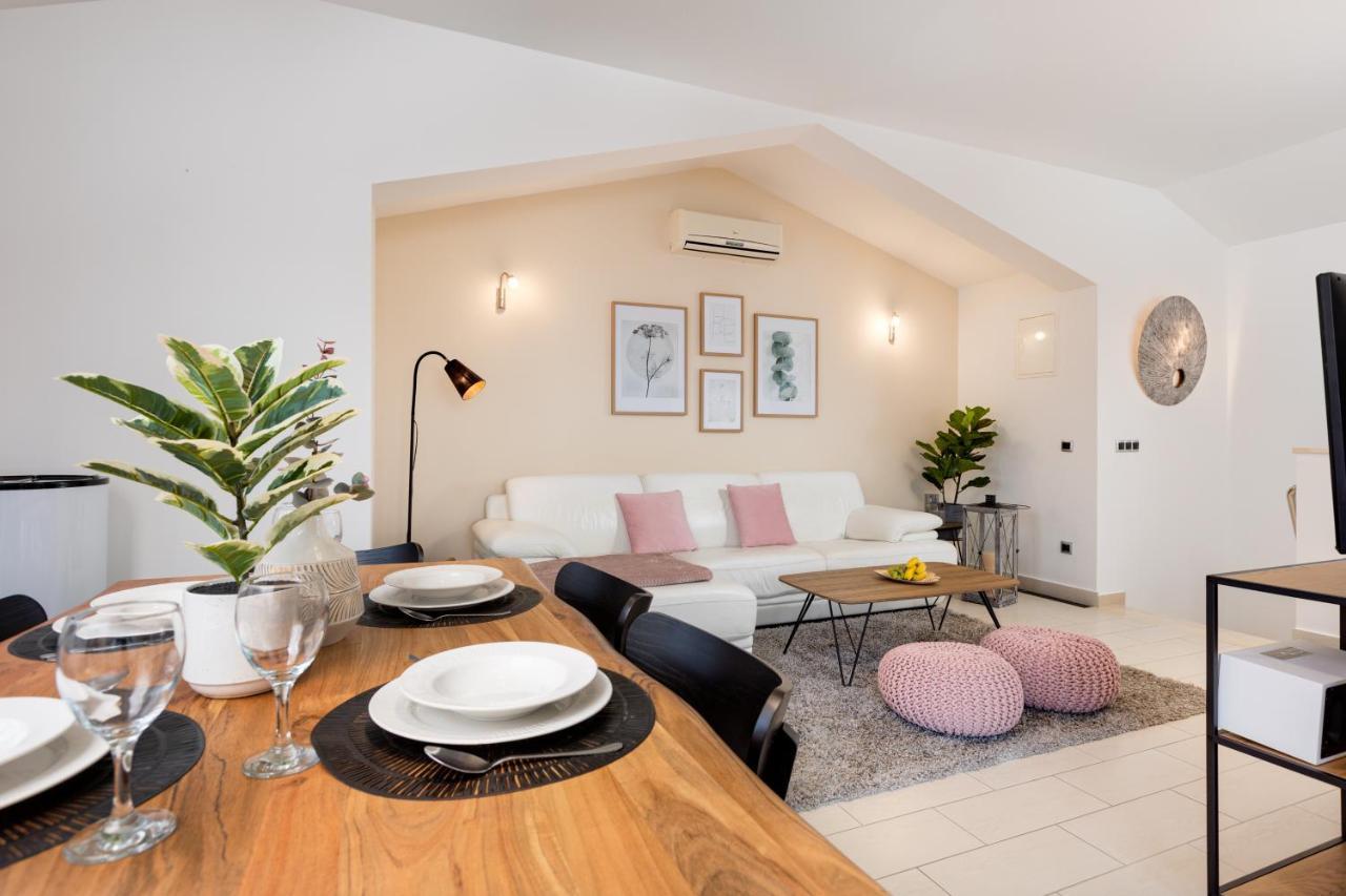 Apartment Manda Порат Екстериор снимка