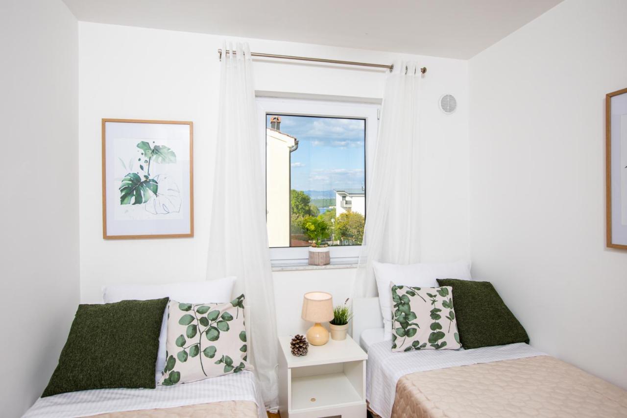 Apartment Manda Порат Екстериор снимка
